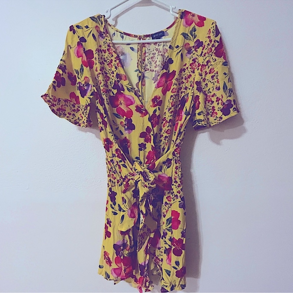 ✨BRAND NEW✨ Blue Life Floral Dress w/ Hidden Shorts Sz S ✨Must see in person✨